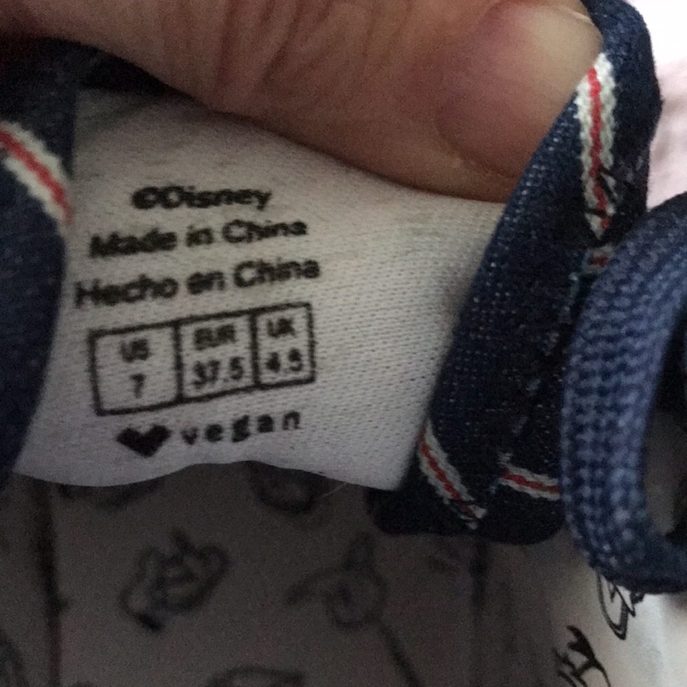 Size 7 Donald Duck Edition high tops by Spring - Picture 4 of 6